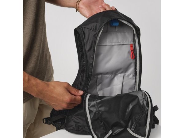 Outdoorový Batoh Salomon Cross 8 Black LC2185300 25/26