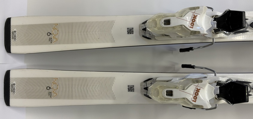 Dámské lyže Rossignol Nova 6 Xpress + Xpress W 11 GW (Testovací Lyže 3005) 