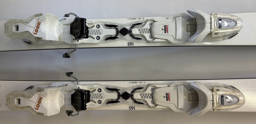 Dámské lyže Rossignol Nova 6 Xpress + Xpress W 11 GW (Testovací Lyže 3007) 