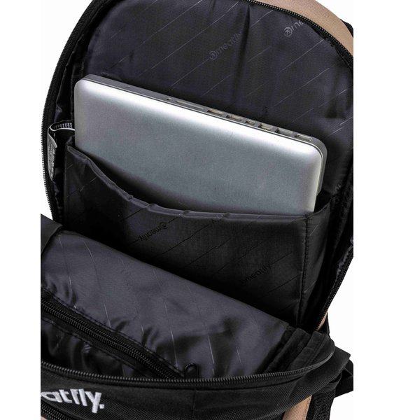 Batoh Meatfly Basejumper Nougath 22 L + penál zdarma 26/27
